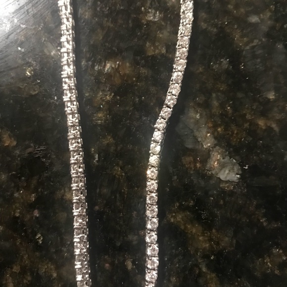 🎁✨ICE Tear Drop Necklace✨🎁 - Picture 4 of 8